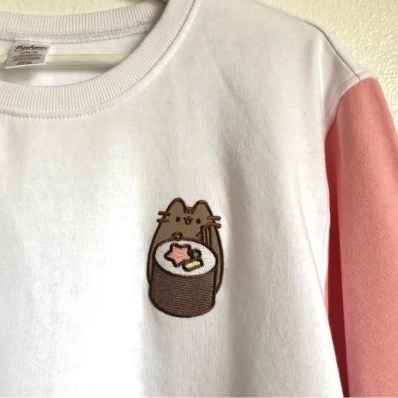 NWT Pusheen Sushi Pink / White Colorblock Crewneck Sweatshirt Size Medium - Picture 3 of 9